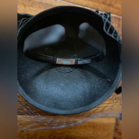 Tasha Fascinator Hat Headband Leopard Black - Picture 8 of 10